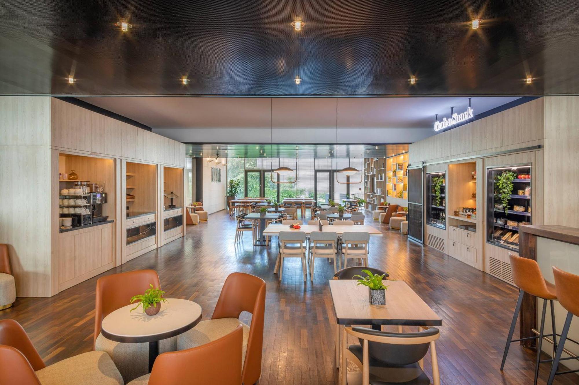 Innside By Melia Duesseldorf Seestern — Photos 3